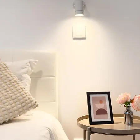 4 Bedroom House With Garden Parking In Benfica 펜션 *