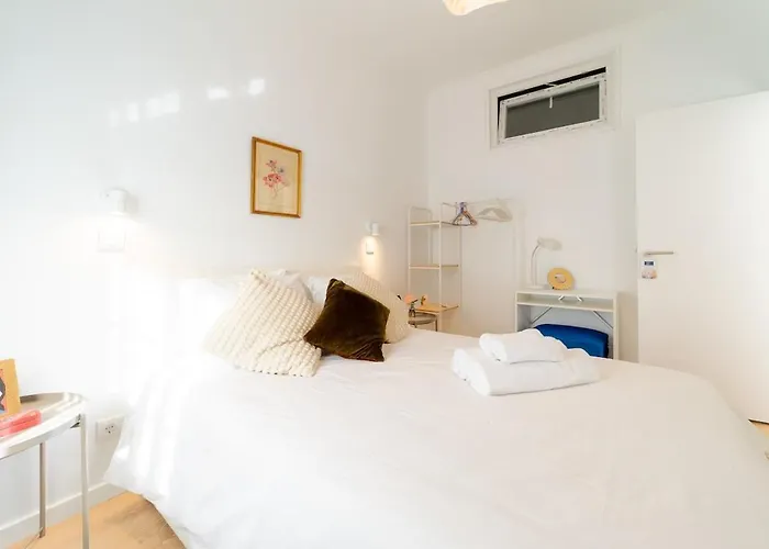 Casa vacanze Charming 4-bedroom House With Terrace Lisbona