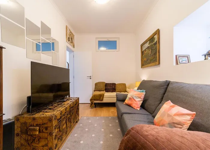 Charming 4-bedroom House With Terrace Lisboa