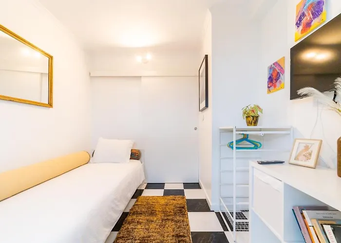 Charming 4-bedroom House With Terrace Casa vacanze