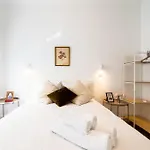 4 Bedroom House With Garden Parking In Benfica Ferienhaus Lissabon