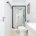 4 Bedroom House With Garden Parking In Benfica Ferienhaus
