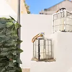Ferienhaus 4 Bedroom House With Garden Parking In Benfica