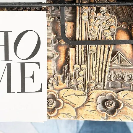 Hébergement de vacances Charming 4-bedroom House With Terrace *