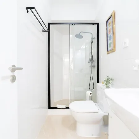 Hébergement de vacances Charming 4-bedroom House With Terrace Lisboa